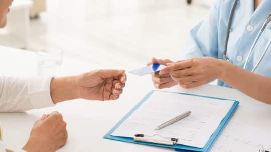 Guide complet pour choisir votre assurance santé idéale