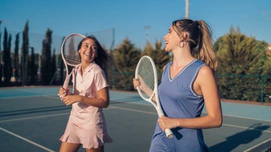 Le tennis et la santé : Les bienfaits d&rsquo;une pratique régulière