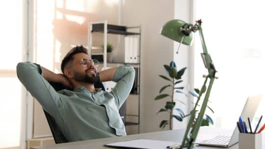Impact du CBD sur la gestion du stress dans le quotidien professionnel